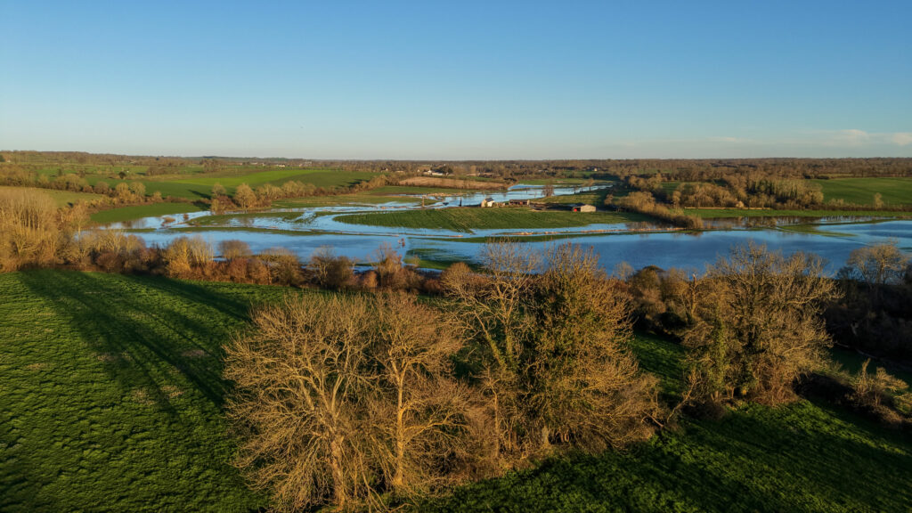Paysage normand après inondations